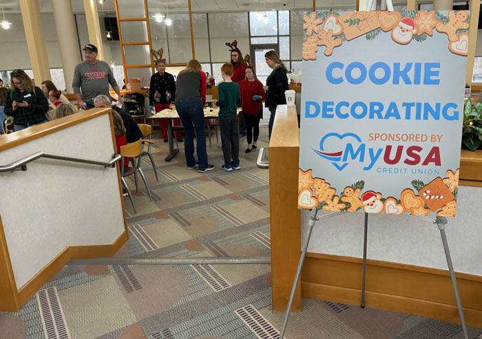 Reynolds and Reynolds Cookie Decorating Event where MyUSA was a sponsor