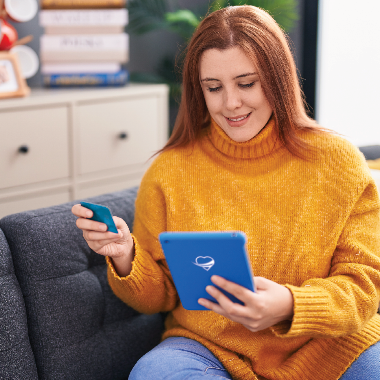 image of lady using credit card